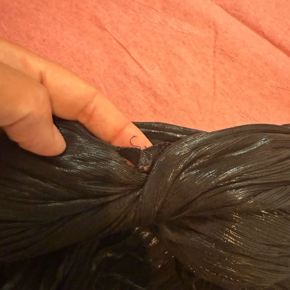 RETEOFETE STRAPLESS XXS - Elegant Black Strapless Gown - Picture 9 of 12